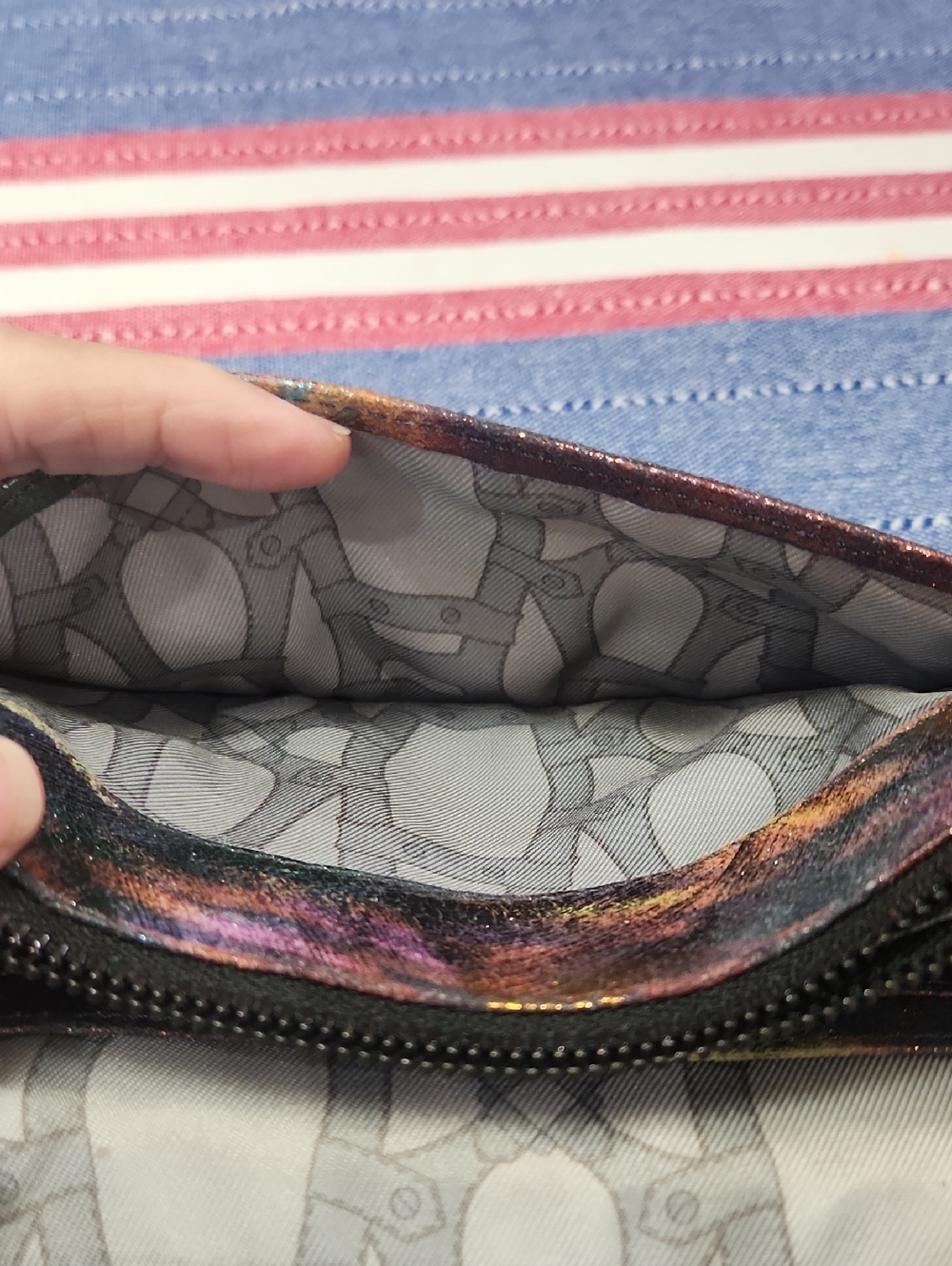 Amiee Kestenberg Crossbody Purse - Picture 8 of 11